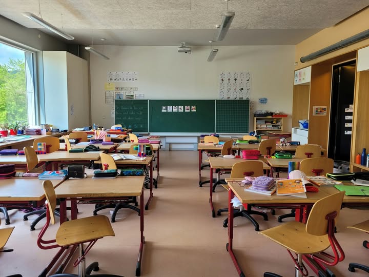 Carte scolaire en Saône-et-Loire : 52 fermetures, un calendrier qui fâche